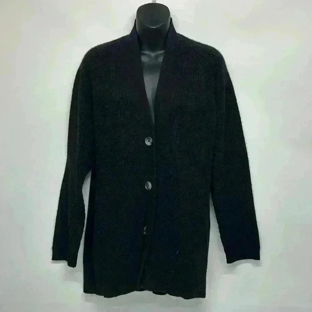 Oversize black, the reset size small cardigan